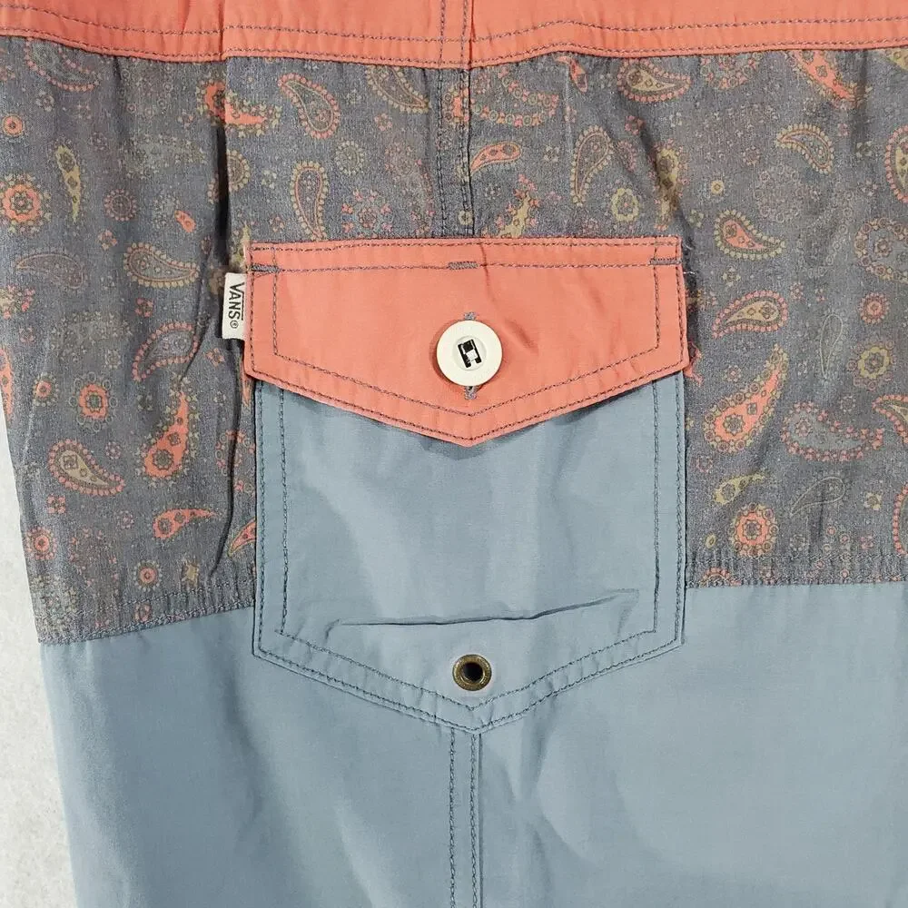 VANS: Off The Wall BoardShorts Men's Size 34